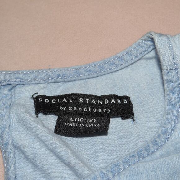 Social Standard by Sanctuary Light Blue Chambray Puff Sleeve Girls Dress - Picture 5 of 7